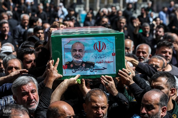 مراسم تشییع و خاکسپاری پیکر شهید سرلشکر حسین سلامی فرمانده کل سپاه