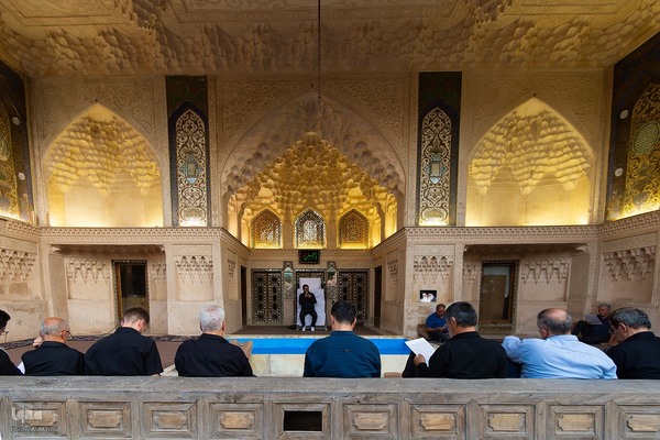 سنت روضه خانگی در خانه تاریخی شیخ‌الاسلام اصفهان