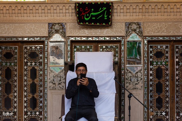 سنت روضه خانگی در خانه تاریخی شیخ‌الاسلام اصفهان