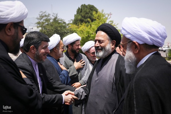 ورود سرپرست حجاج ایرانی به کشور