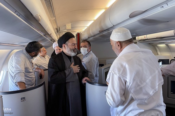 ورود سرپرست حجاج ایرانی به کشور