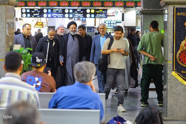 ورود سرپرست حجاج ایرانی به کشور