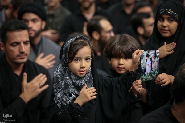 اولین شب مراسم عزاداری سید و سالار شهیدان(ع) در حسینیه امام خمینی(ره)