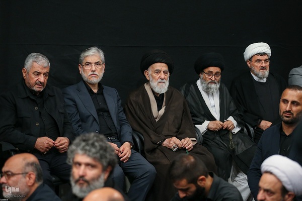 اولین شب مراسم عزاداری سید و سالار شهیدان(ع) در حسینیه امام خمینی(ره)