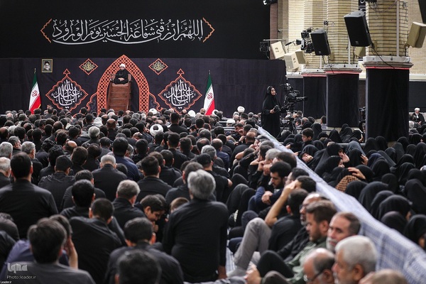 مراسم عزاداری شب هشتم محرم ۱۴۴۷ در حسینیه امام خمینی