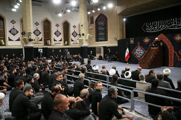 مراسم عزاداری شب هشتم محرم ۱۴۴۷ در حسینیه امام خمینی