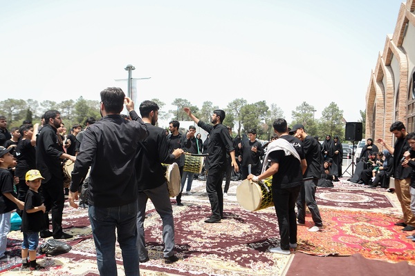 گلزار شهدا میزبان تاسوعا