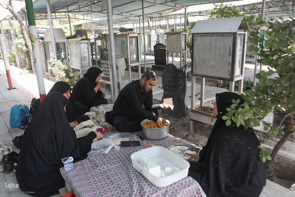 گلزار شهدا میزبان تاسوعا