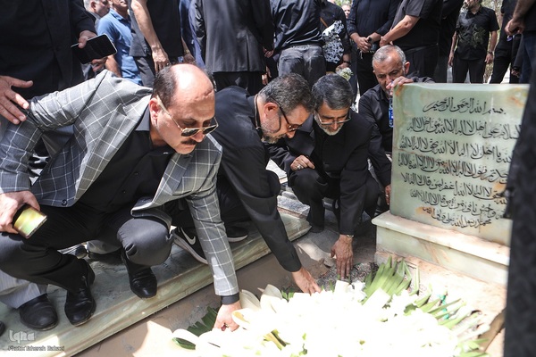 مراسم تشییع پیکر حجت‌الاسلام و المسلمین سیدمحمدباقر حجتی