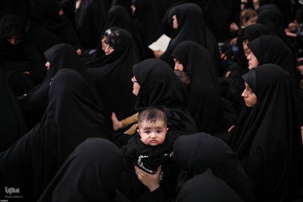 مراسم عزاداری شام غریبان در حسینیه امام خمینی(ره)