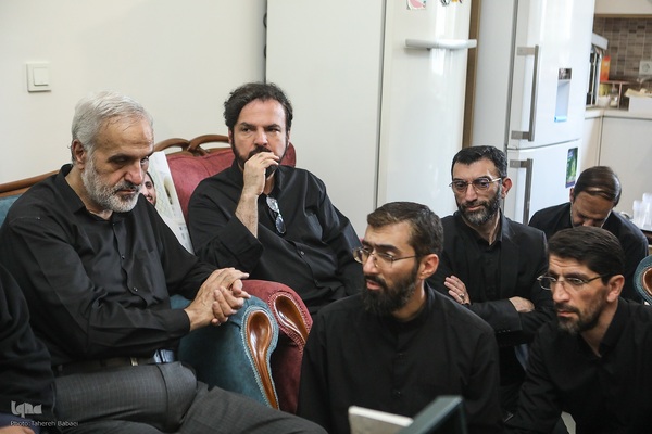 حضور جامعه قرآنی در منزل شهید احسان ذاکری