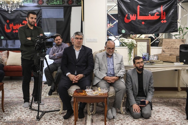 دیدار جامعه قرآنی با خانواده شهید طهرانچی