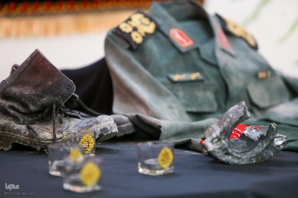 دیدار جامعه قرآنی با خانواده سردارسلامی