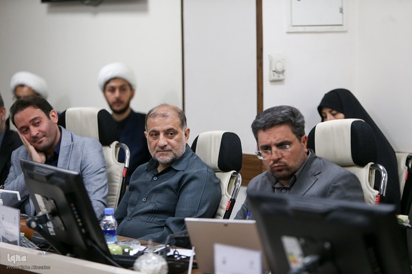 نشست شورای هماهنگی فعالیت‌های قرآن و عترت