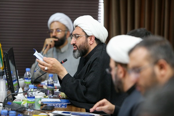 نشست شورای هماهنگی فعالیت‌های قرآن و عترت