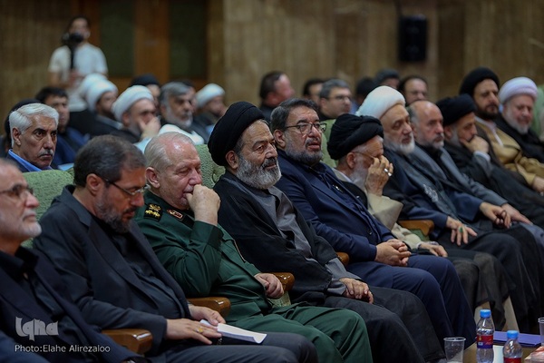 آئین رونمایی از آثار فرهنگی و علمی اربعین