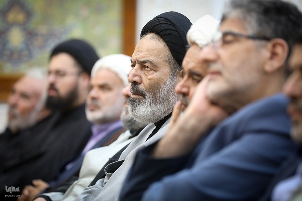 بازدید میدانی مسئولان حج و زیارت از خدمات به زائران در شهر مقدس کاظمین