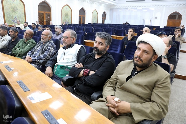 بازدید میدانی مسئولان حج و زیارت از خدمات به زائران در شهر مقدس کاظمین