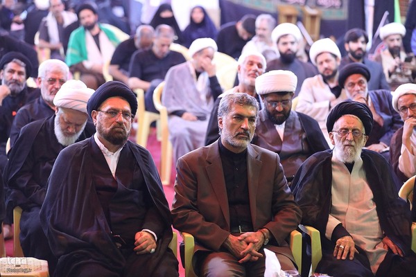 نشست علمی «ظرفیت‌های اربعین و ترویج گفتمان و معارف نهج‌البلاغه» در نجف اشرف