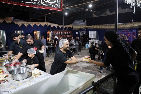 بازدید مسئولان حج و زیارت از خدمات به زائران در مسیر مشایه و کربلای معلی