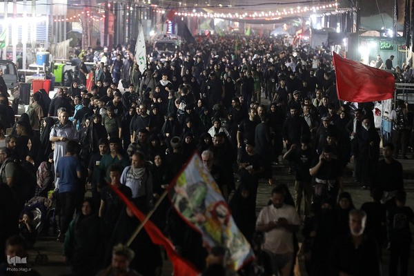 بازدید مسئولان حج و زیارت از خدمات به زائران در مسیر مشایه و کربلای معلی