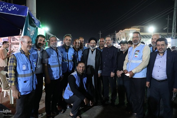 بازدید مسئولان حج و زیارت از خدمات به زائران در مسیر مشایه و کربلای معلی