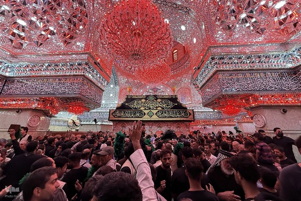 بازدید مسئولان حج و زیارت از خدمات به زائران در مسیر مشایه و کربلای معلی