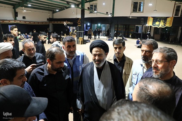 بازدید مسئولان حج و زیارت از خدمات به زائران در مسیر مشایه و کربلای معلی