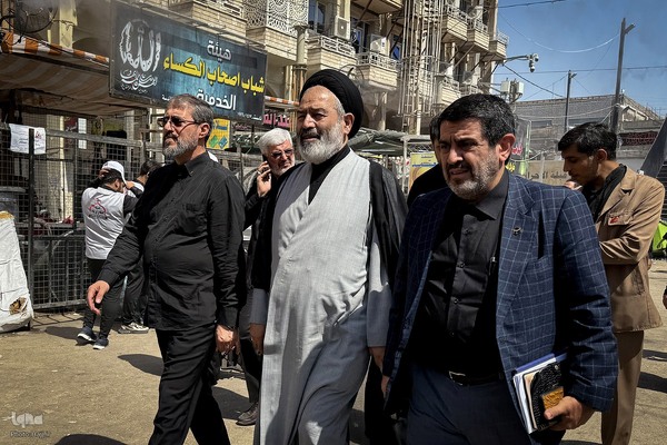 بازدید مسئولان حج و زیارت از خدمات به زائران در مسیر مشایه و کربلای معلی