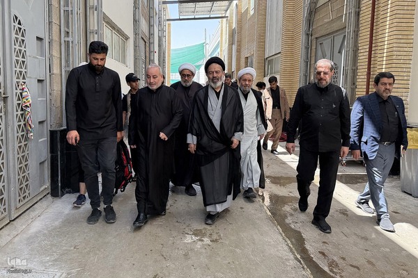 بازدید مسئولان حج و زیارت از خدمات به زائران در مسیر مشایه و کربلای معلی