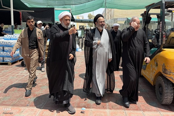 بازدید مسئولان حج و زیارت از خدمات به زائران در مسیر مشایه و کربلای معلی