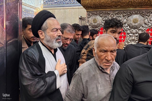 بازدید مسئولان حج و زیارت از خدمات به زائران در مسیر مشایه و کربلای معلی