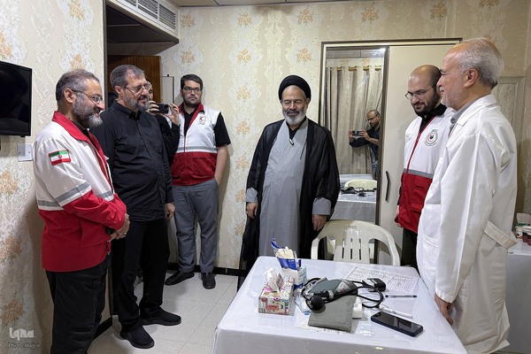 بازدید مسئولان حج و زیارت از خدمات به زائران در مسیر مشایه و کربلای معلی