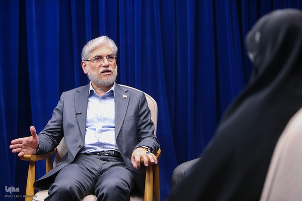 آیین نکوداشت و تجلیل از خبرنگاران و اصحاب رسانه