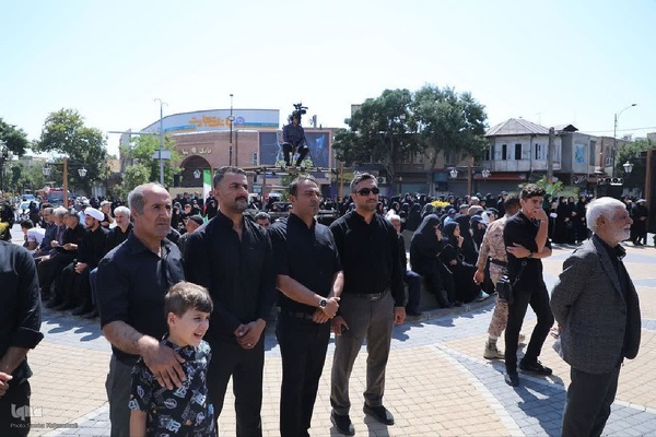 مراسم آیینی جاماندگان اربعین حسینی در آذرباییجان غربی