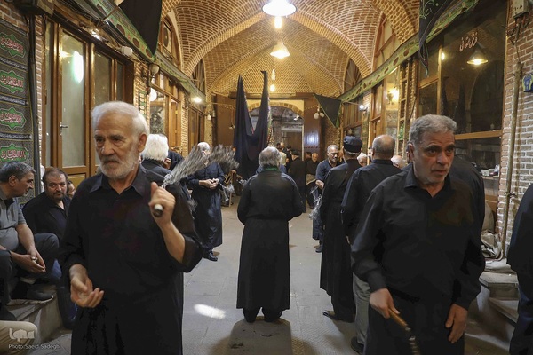 عزاداری اربعین حسینی در بزرگترین بازار مسقف جهان