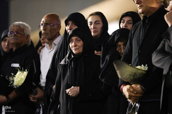 مراسم استقبال از پیکر استاد محمود فرشچیان در اصفهان