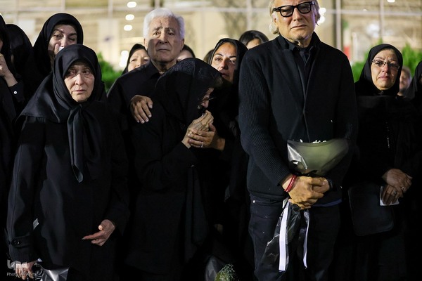 مراسم استقبال از پیکر استاد محمود فرشچیان در اصفهان