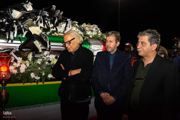 مراسم استقبال از پیکر استاد محمود فرشچیان در اصفهان