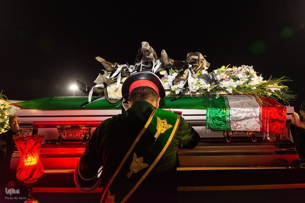 مراسم استقبال از پیکر استاد محمود فرشچیان در اصفهان