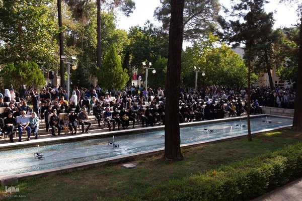 بدرقه پیکر استاد فرشچیان به خانه ابدی