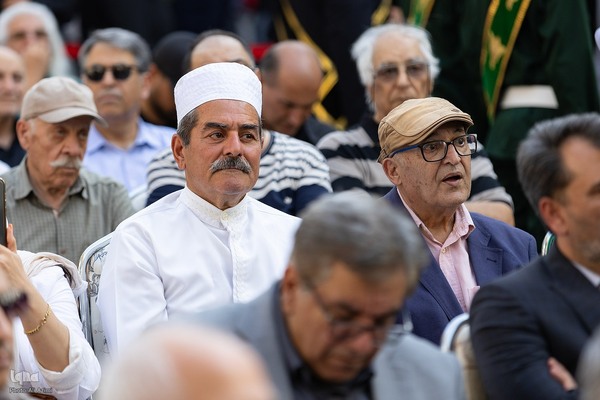 بدرقه پیکر استاد فرشچیان به خانه ابدی