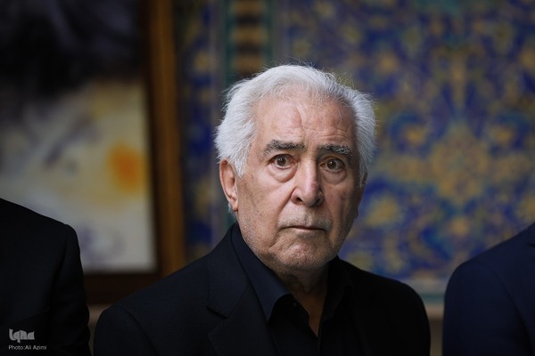 آیین بزرگداشت استاد فرشچیان در اصفهان