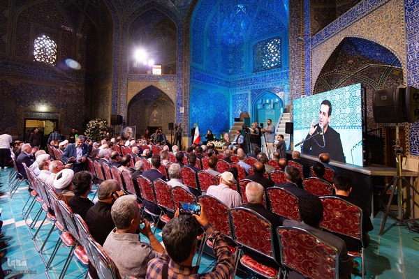 آیین بزرگداشت استاد فرشچیان در اصفهان