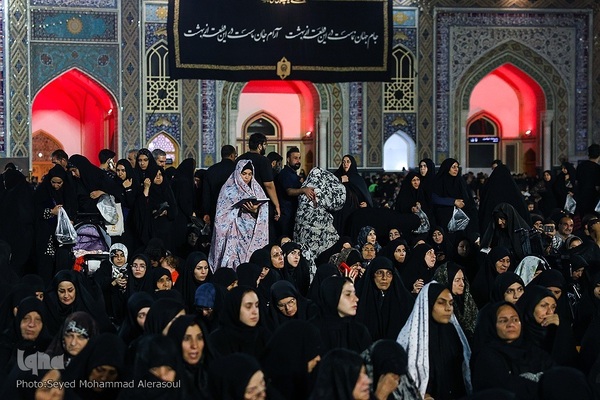 مراسم خطبه‌خوانی شب شهادت امام رضا(ع) در حرم رضوی