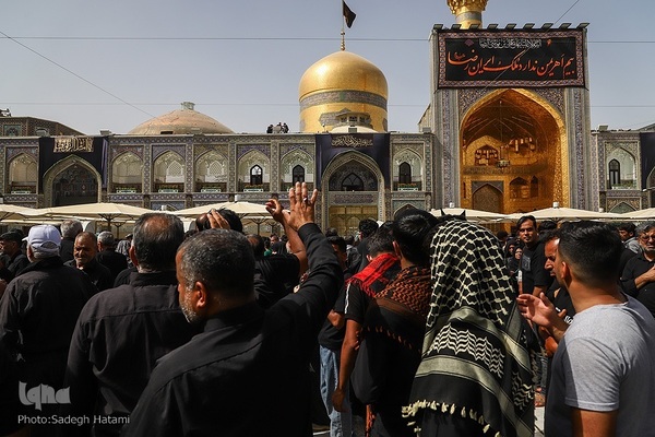 عزاداری شب شهادت امام رضا(ع) در مشهد