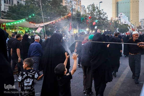 عزاداری شب شهادت امام رضا(ع) در مشهد