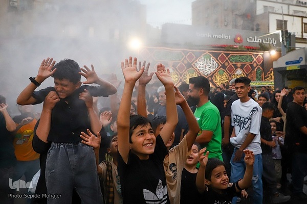 عزاداری شب شهادت امام رضا(ع) در مشهد