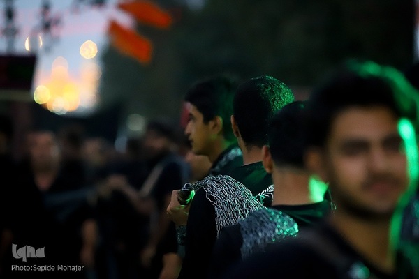 عزاداری شب شهادت امام رضا(ع) در مشهد