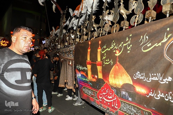 عزاداری شب شهادت امام رضا(ع) در مشهد